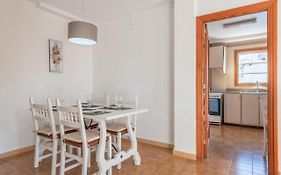 Bressol Deluxe Apartments